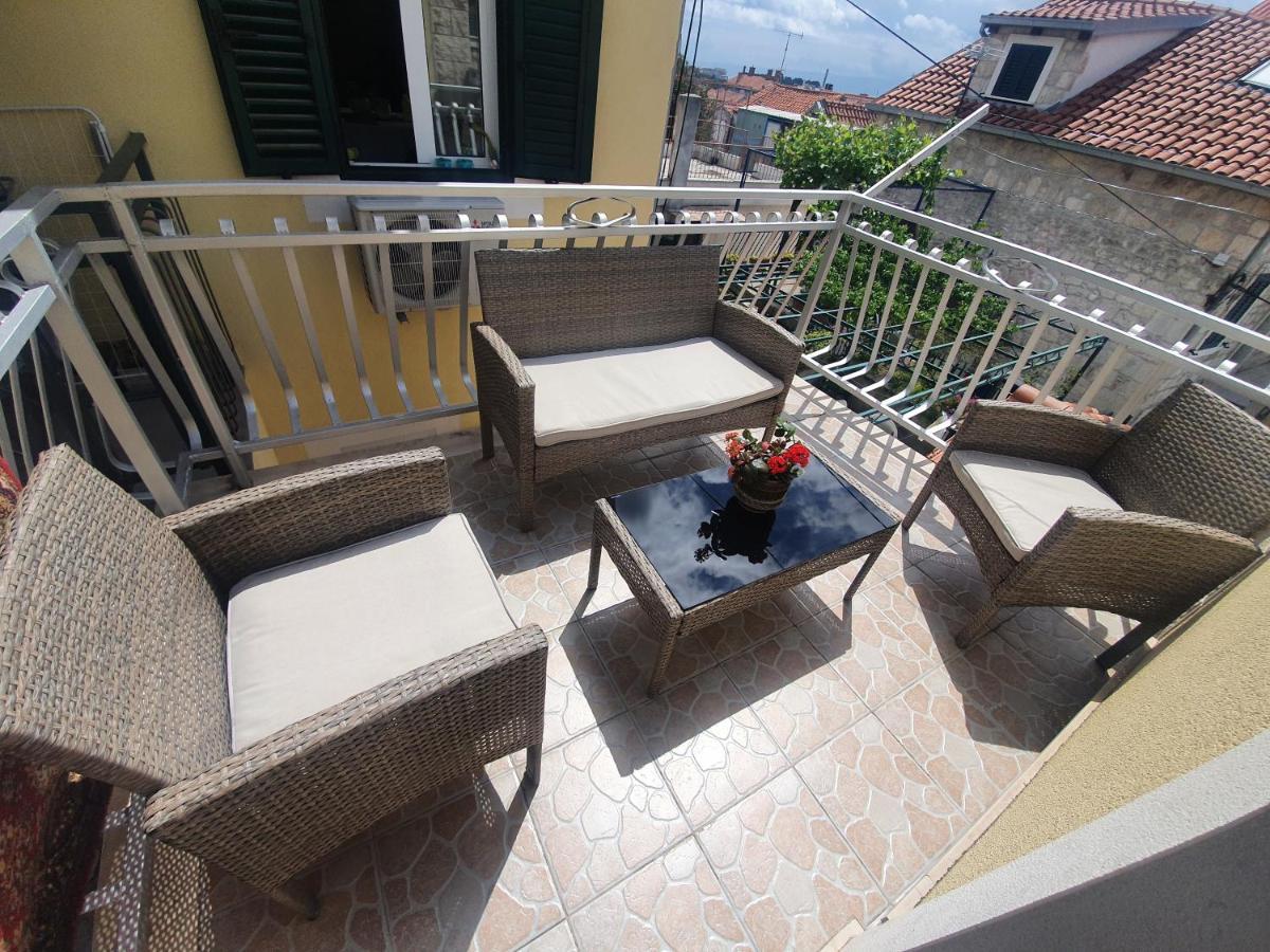 Apartments Duje Split Exterior photo