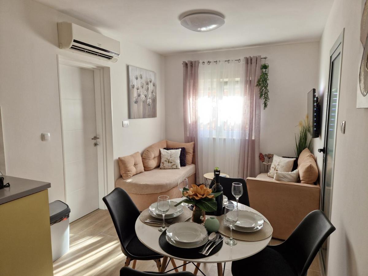Apartments Duje Split Exterior photo