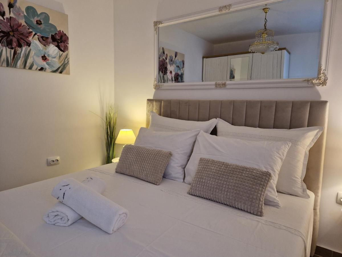 Apartments Duje Split Exterior photo
